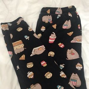 Cute pusheen cat sweatpants!!